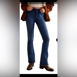 🆕 🤍FREE PEOPLE LEVEL UP SLIT BOOTCUT